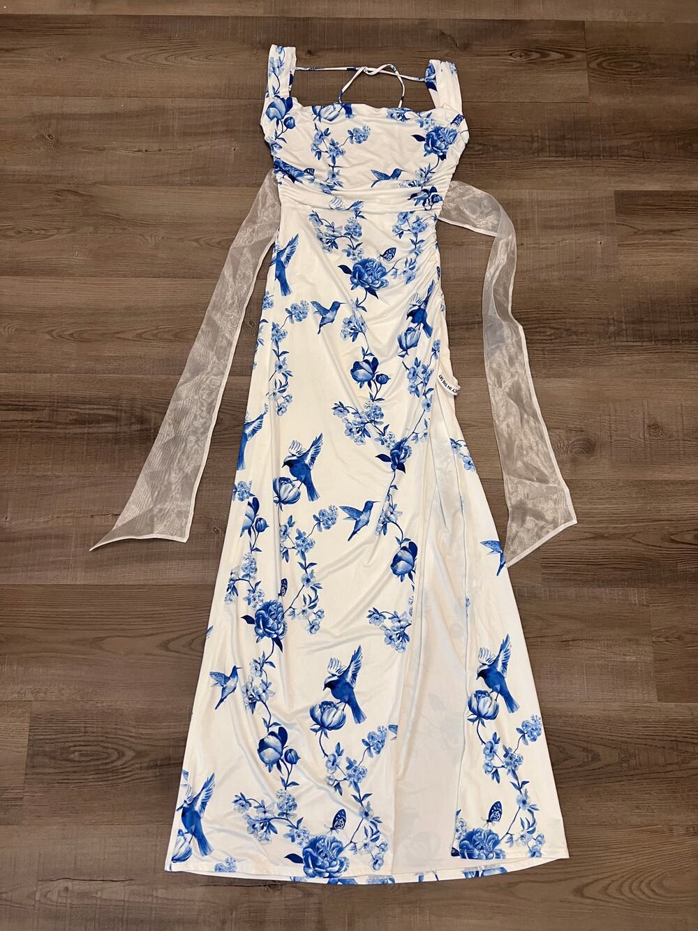 New Lucy in the Sky Floral Open Back Bow Maxi Dress